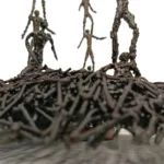Escultura Resurgir por Alfredo Zarazaga